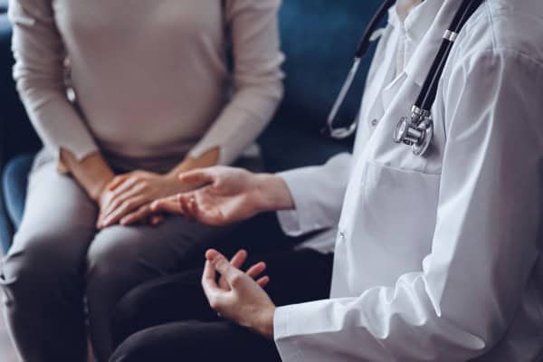 Leben nach dem Einschnitt: Alltag mit Akustikusneurinom – Patientenerfahrungen aus dem Alfried Krupp Krankenhaus